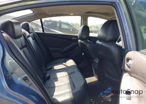 2010 Nissan Altima Hybrid z USA, uszkodzony, nr VIN 1N4CL2AP8AC174951